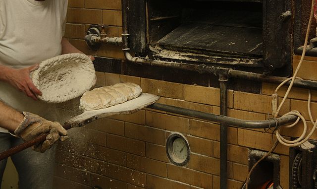 Brotschieber und Gärkor in der Bäckerei